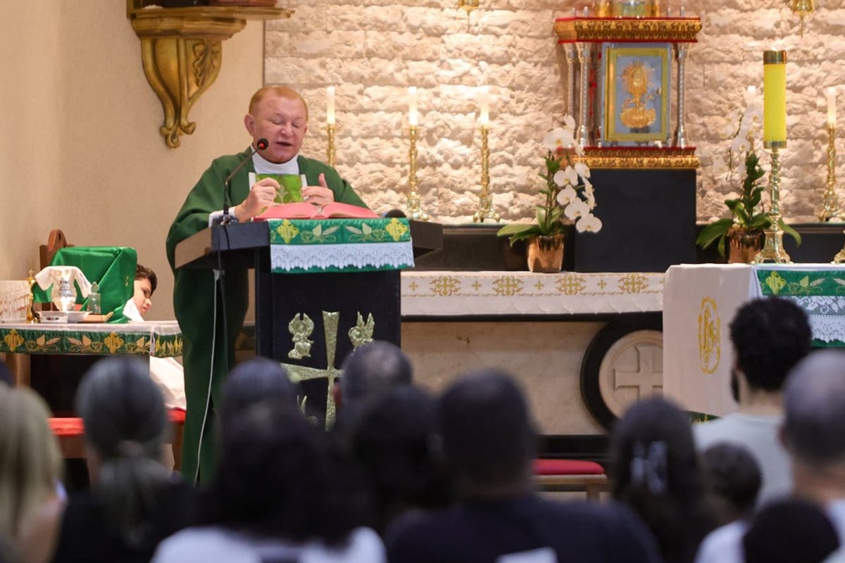 Ilustração: Padre sobre ex-piloto que matou Rodrigo: "Deus dê o que ele merece". Veja vídeo