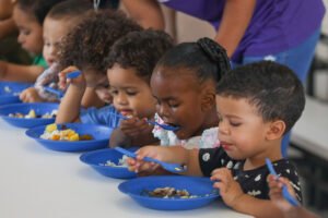 DF é o único estado com 100% das creches públicas para crianças de 0 a 3 anos; entenda como funciona