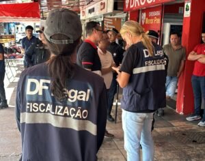 DF Legal, PM e administração fazem ação de ordenamento e segurança no centro de Ceilândia