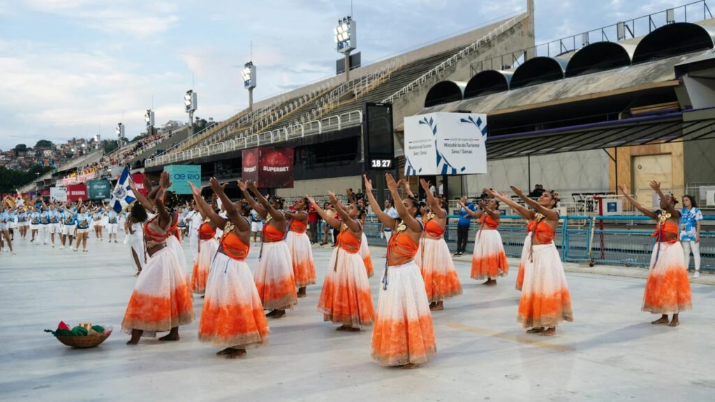 Liesa define ordem dos desfiles do Carnaval 2027 no Rio: Maricá abre domingo