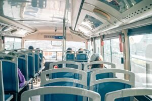 Rio sanciona lei contra abuso a mulheres no transporte coletivo e obriga protocolo a motoristas