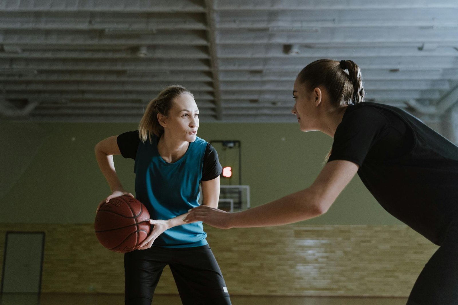 TV Brasil transmite duelo do basquete feminino entre Sesi Araraquara e Santo André