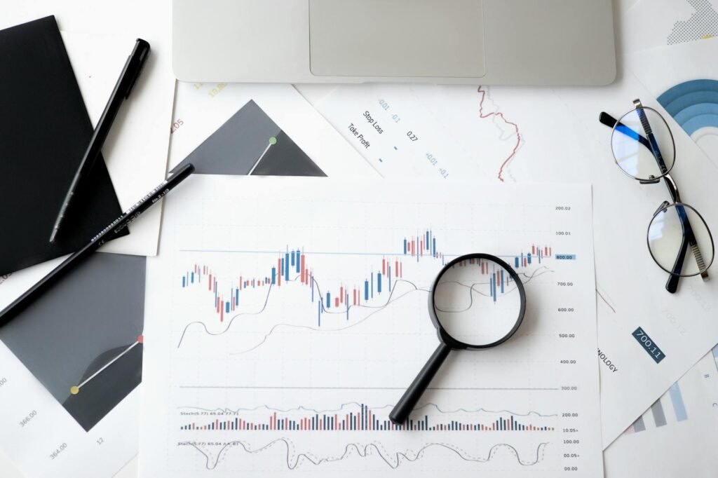 Bolsa bate 18º recorde do ano e se aproxima dos 200 mil pontos com 11ª alta consecutiva