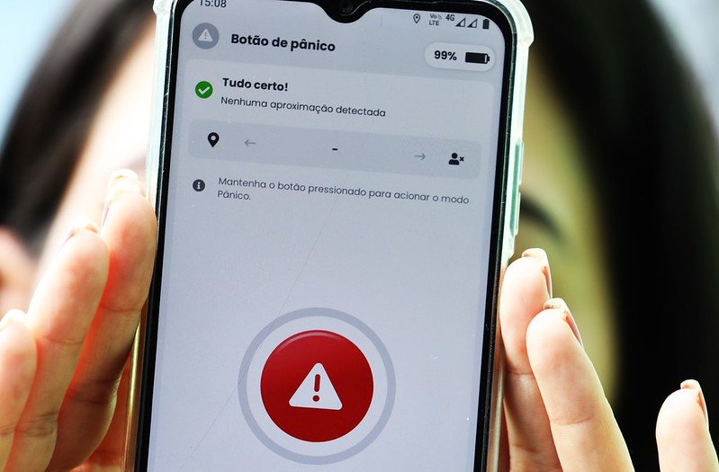 Monitoramento eletrônico já levou 12 agressores à prisão em 2026 no Distrito Federal