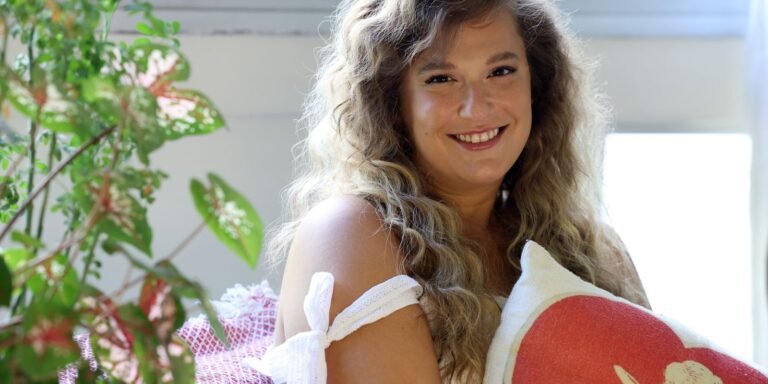 Alice Caymmi lança álbum Caymmi em homenagem ao avô Dorival