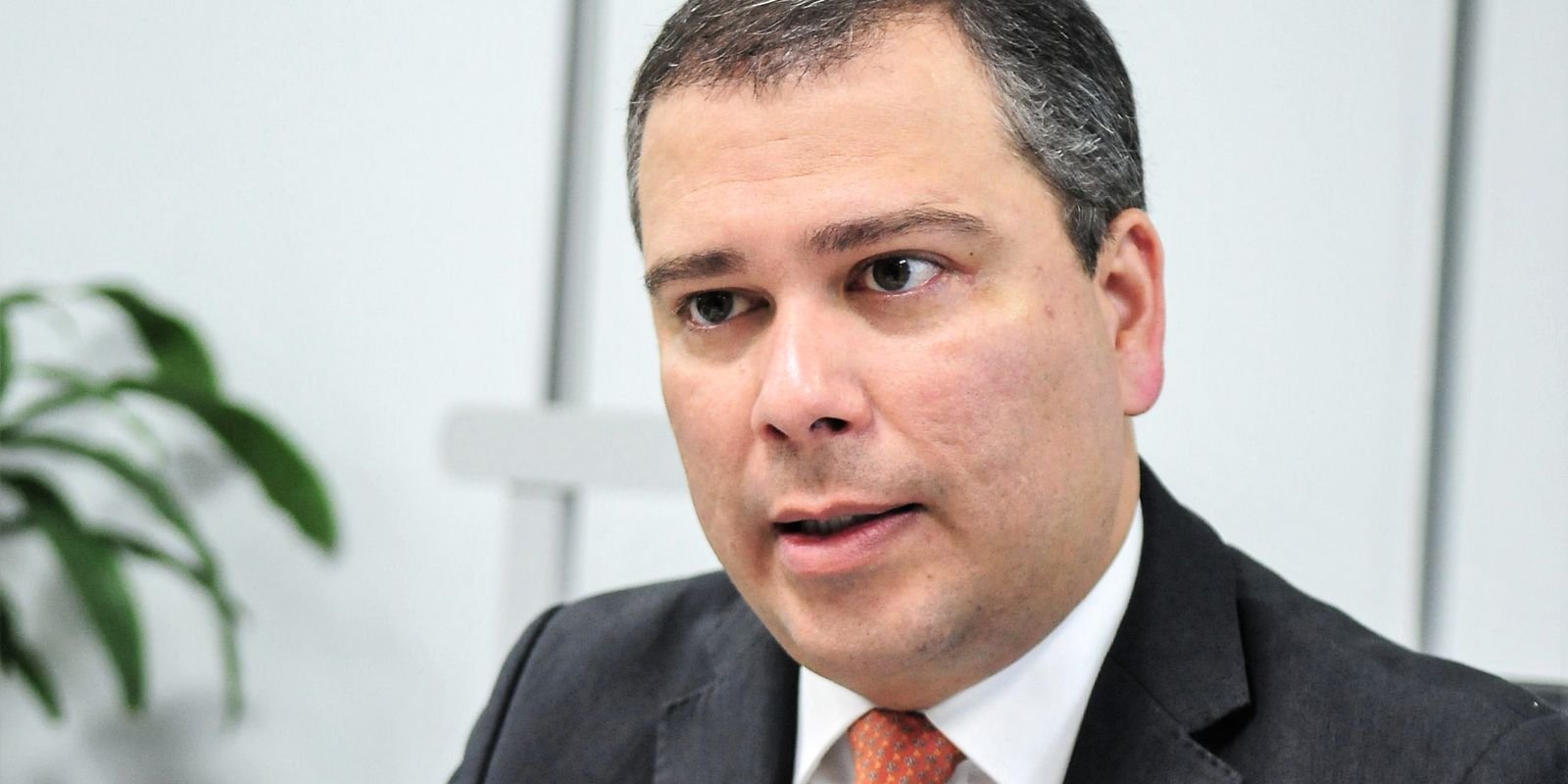 STF tem dois votos para manter preso ex-presidente do BRB no caso Master