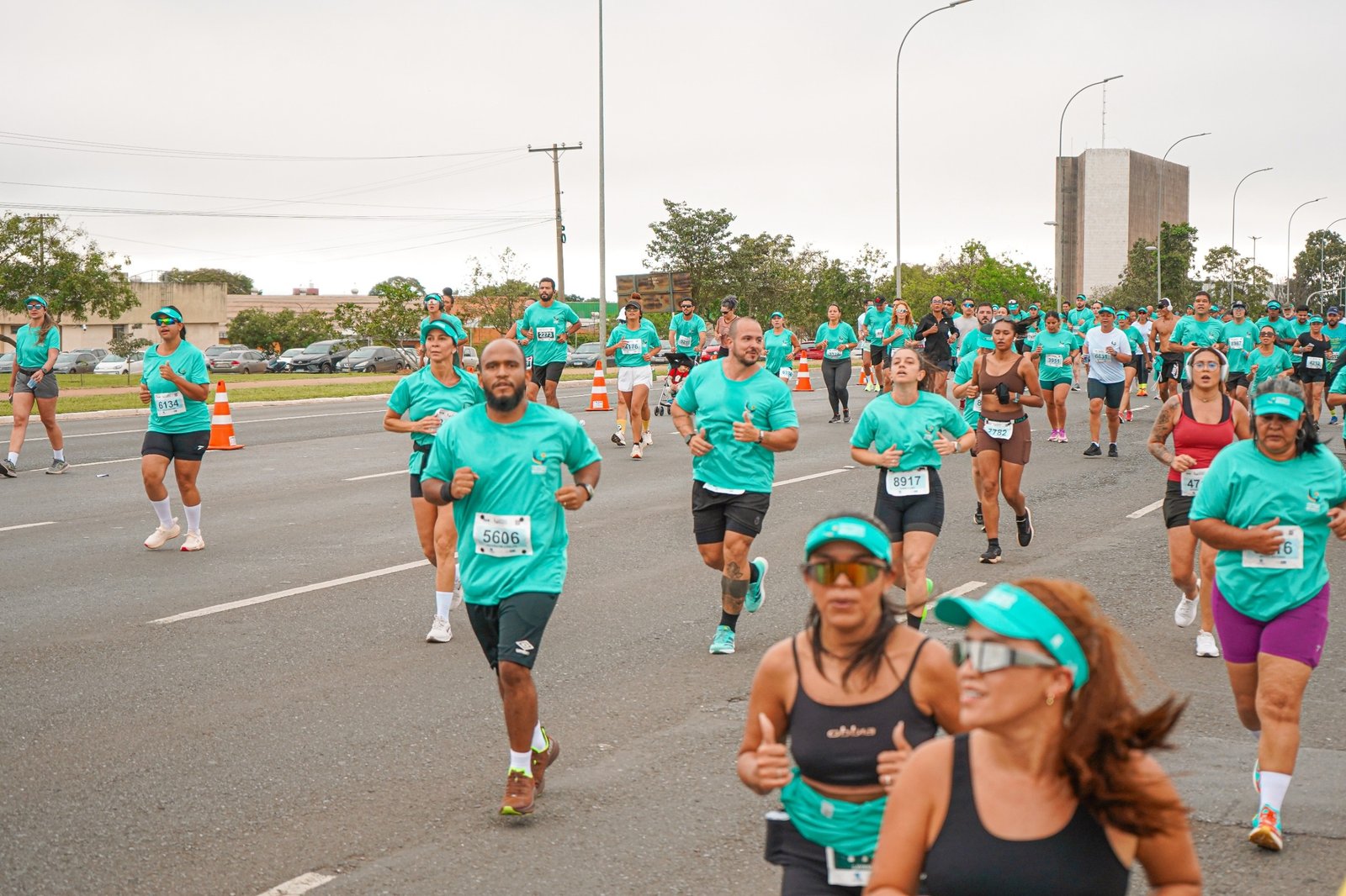 Conecta Wellness Brasília reúne 7 mil corredores na Praça do Cruzeiro