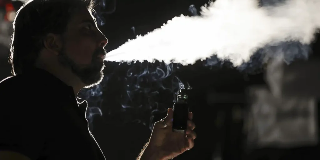 Inca e Fiocruz lançam agenda de pesquisa sobre cigarros eletrônicos no Brasil