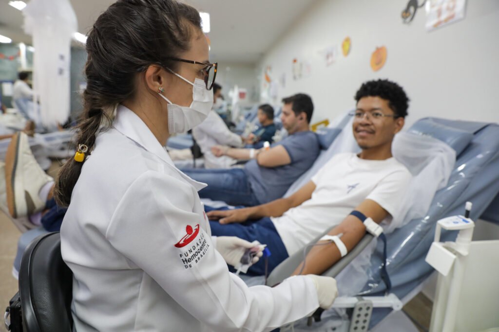 Hemocentro de Brasília está com estoques críticos e pede doadores com urgência