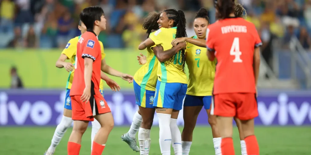 Brasil goleia Coreia do Sul por 5 a 1 com brilho de Kerolin na estreia do Fifa Series feminino