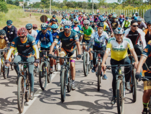 Brasilia Bike Camp leva Biquini Cavadao e Toni Garrido a Torre de TV