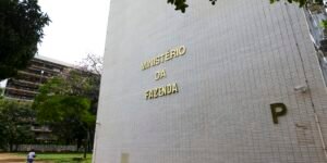 Governo regulamenta cobranca da CBS e do IBS com fase de testes em 2026