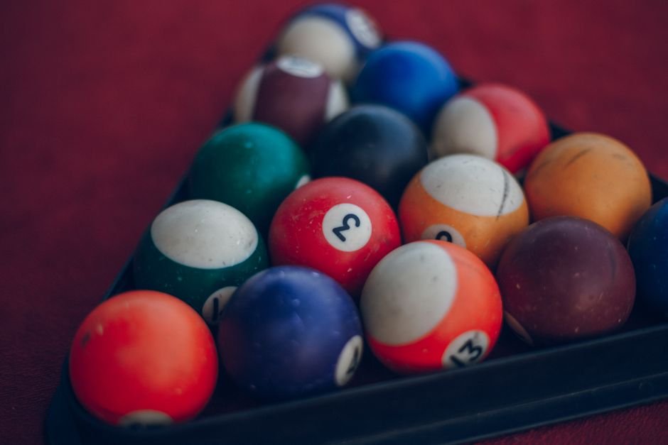 Esferas numeradas em destaque para sorteio