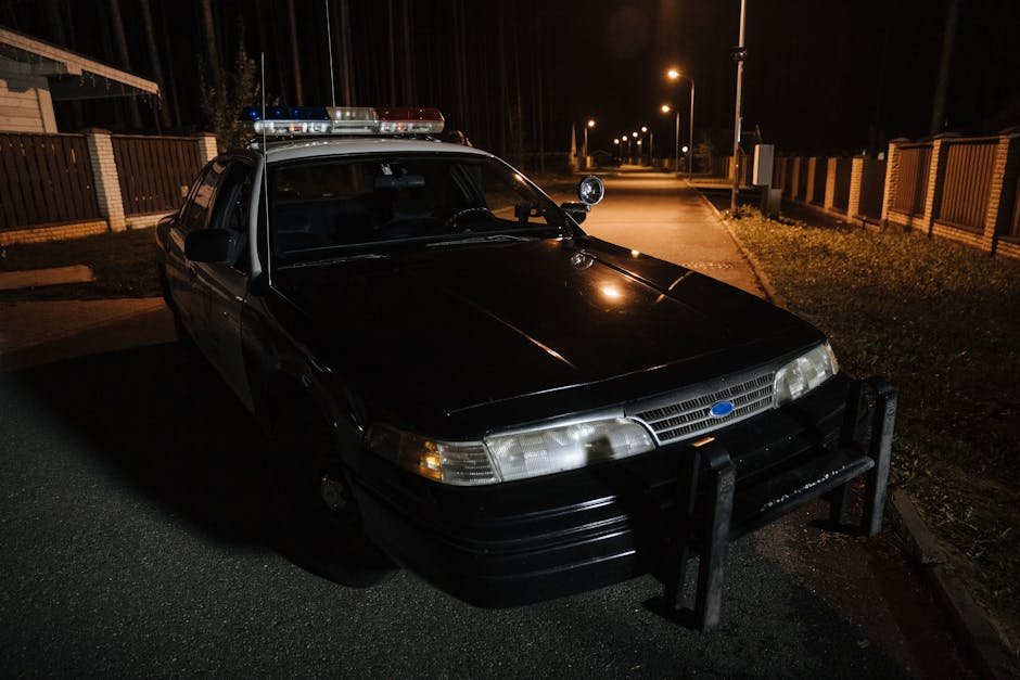Viatura policial em patrulhamento urbano