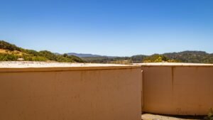 Reservatório de água em vista panorâmica
