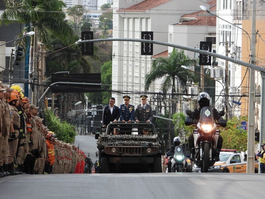 Brazlândia completa 93 anos com desfile cívico-militar