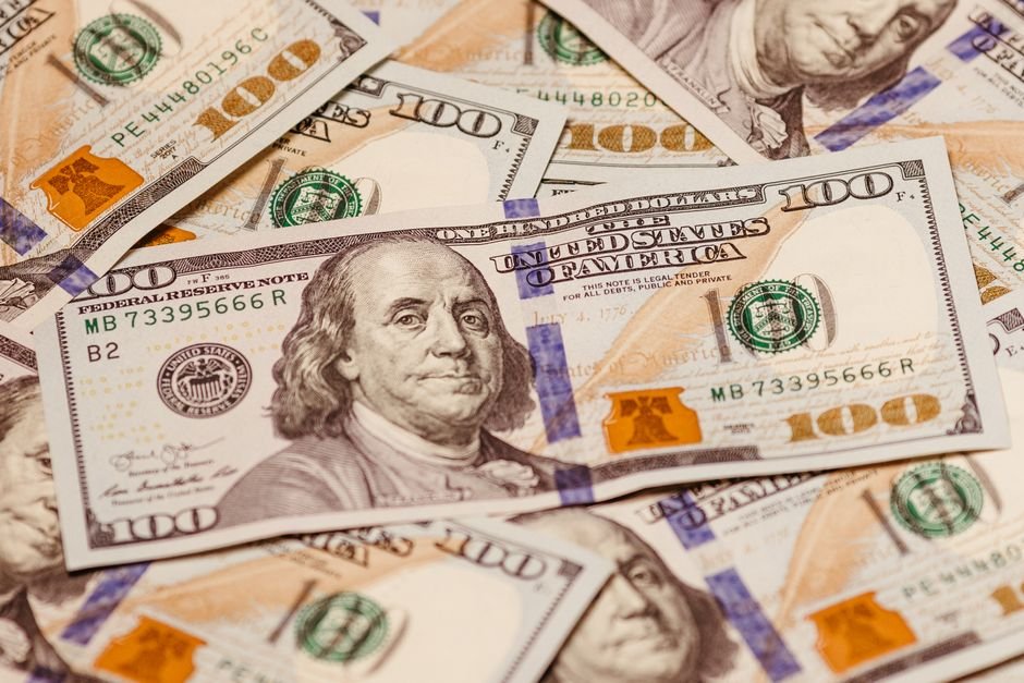Dólar deve fechar 2026 a R$ 5,20, projeta o mercado