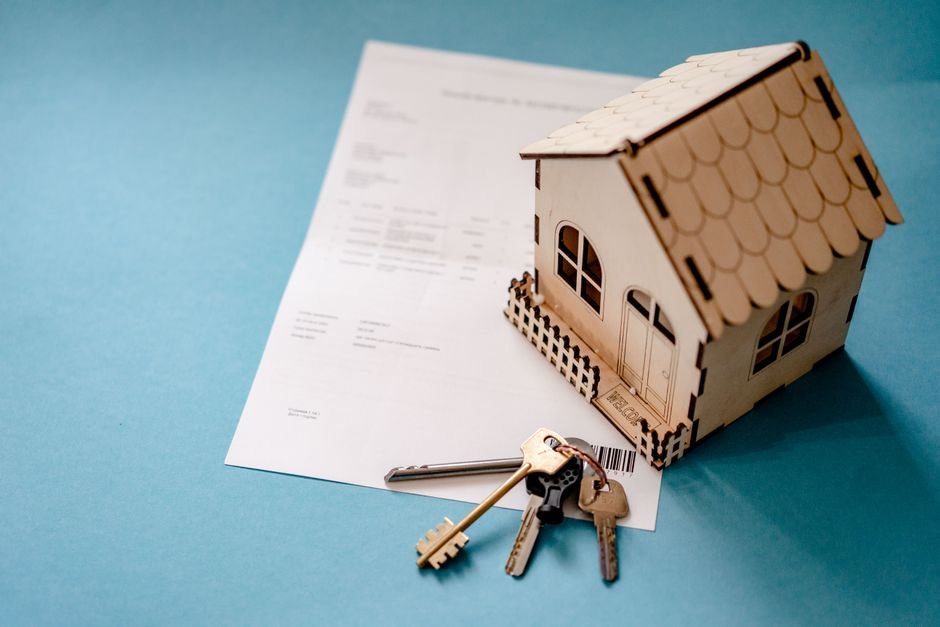 Assinatura de contrato de compra de imóvel