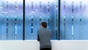 O que é a síndrome do impostor e como lidar