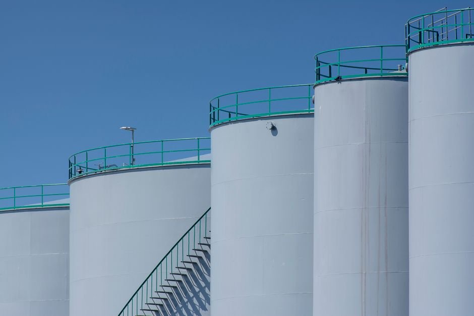 Acordo entre EUA e Ira derruba petroleo abaixo de US$ 80 e pode aliviar combustiveis