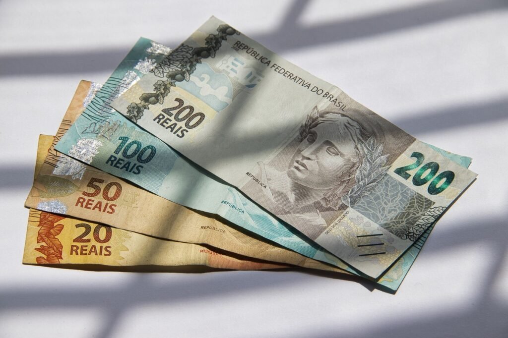 Salário mínimo 2026: valor sobe para R$ 1.621