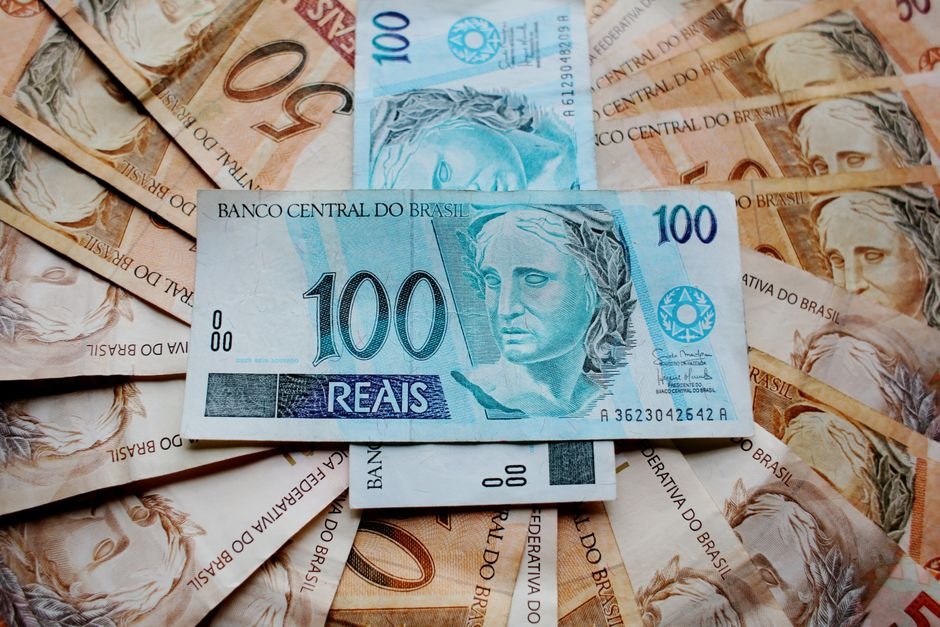 Bolsa Família de julho começa a ser pago dia 20; piso segue em R$ 600