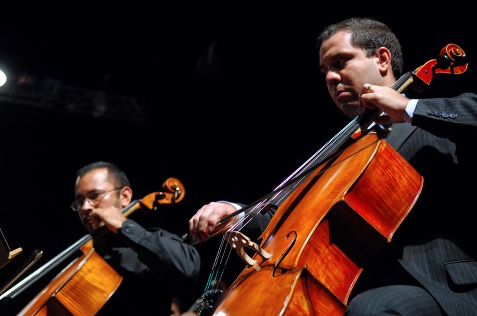 Daniel Pitanga lança álbum 'Margens' com orquestra popular no Espaço Cultural Renato Russo