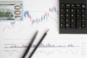FMI eleva projeção do PIB brasileiro para 2,4% em 2026