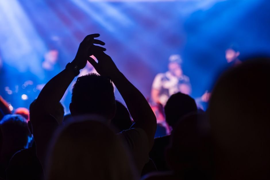 Porta do Mundo encerra turnê 'Fervo Brasília Circula' com show gratuito no Teatro Hugo Rodas