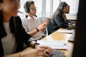 Setor de serviços cresce 1,2% em abril e recupera perda do mês anterior, aponta IBGE