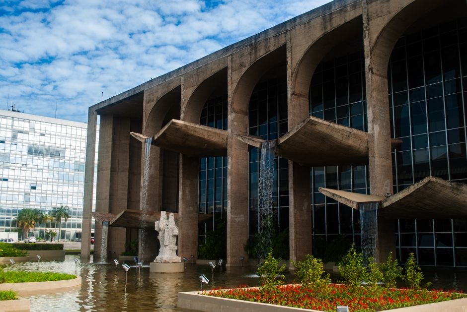 STF marca para agosto o julgamento que define a eleição para governador do Rio