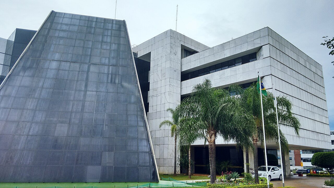 Prédio da sede do Tribunal Regional Eleitoral do Distrito Federal