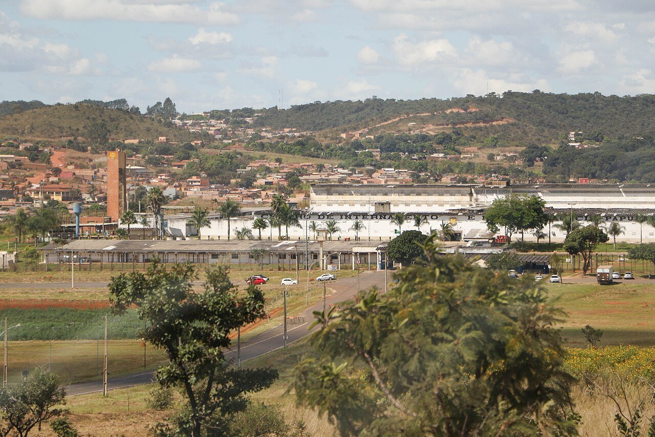 Vista externa do Complexo Penitenciário da Papuda, no Distrito Federal