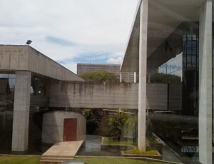 Prédio anexo do Tribunal de Justiça do Distrito Federal e dos Territórios, em Brasília