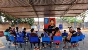 Roda de conversa com famílias migrantes em atendimento no Distrito Federal